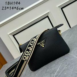 Picture of Prada Lady Handbags _SKUfw157227313fw